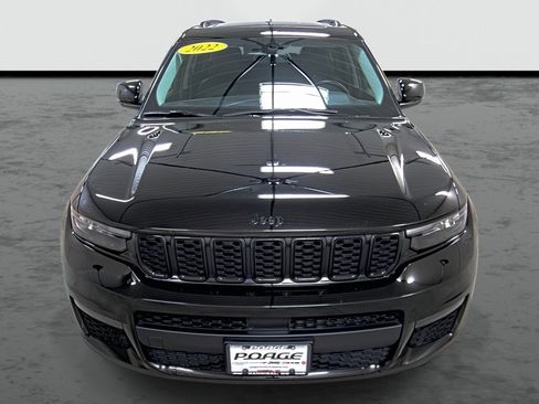Used 2022 Jeep Grand Cherokee L Limited w/ Black Appearance Package AWD/4WD image 6