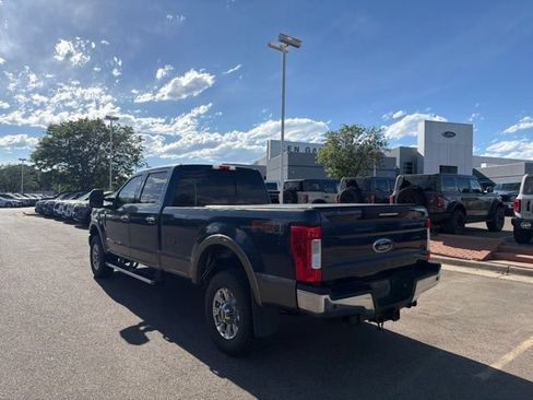 Used 2018 Ford F350 Lariat w/ Lariat Ultimate Package AWD/4WD image 3