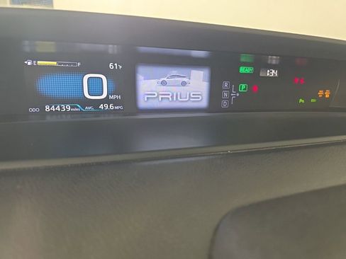 Used 2019 Toyota Prius XLE image 15