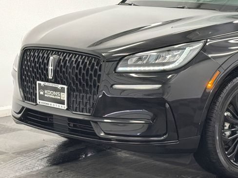 Certified 2025 Lincoln Corsair AWD w/ Equipment Group 101A image 2