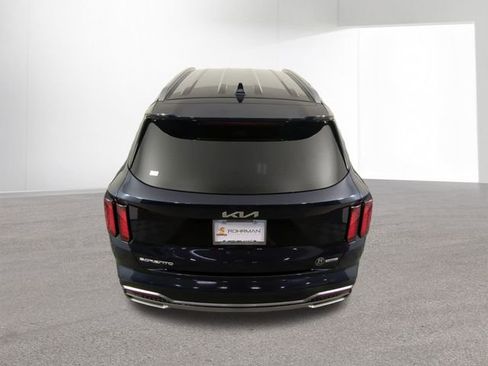 Used 2023 Kia Sorento EX image 36