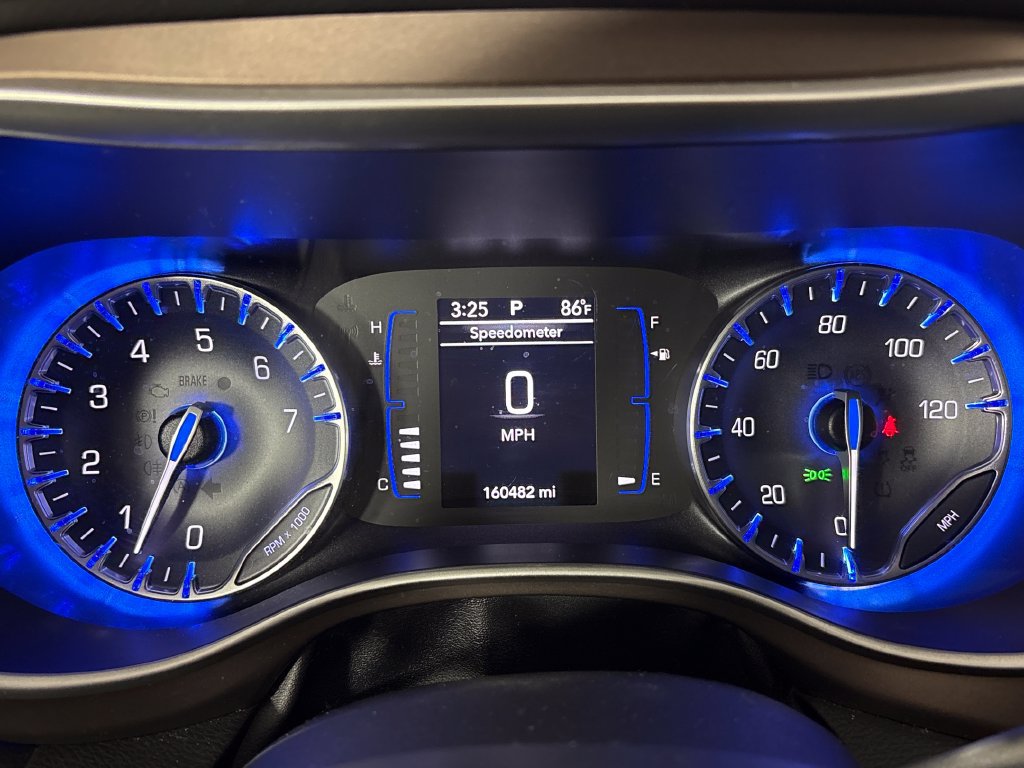 Used 2019 Chrysler Pacifica Touring-L FWD image 21