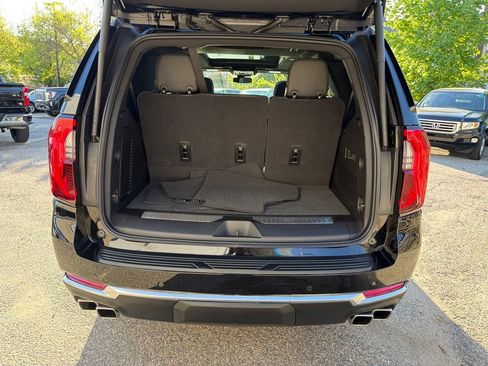 Used 2026 GMC Yukon Denali w/ Sun & Power Step Package AWD/4WD image 5