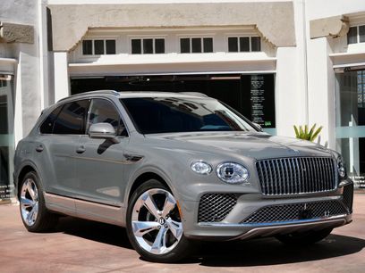 New 2025 Bentley Bentayga