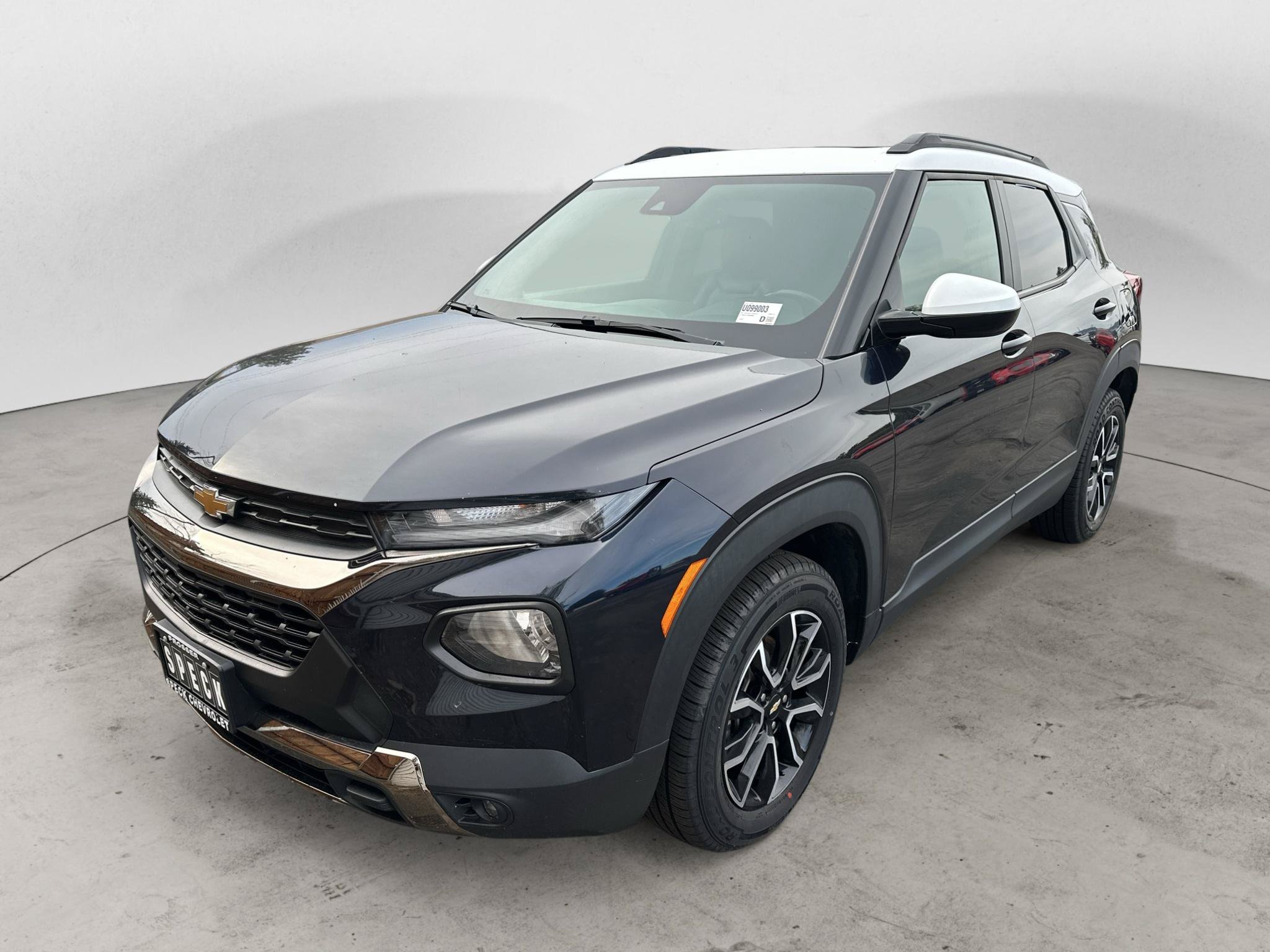 Used 2021 Chevrolet TrailBlazer ACTIV w/ Sun and Liftgate Package AWD/4WD image 1