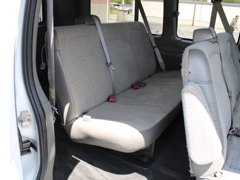 Used 2014 GMC Savana 1500 LT w/ LT Preferred Equipment Group RWD image 31