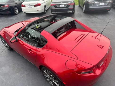 Used 2017 MAZDA MX-5 Miata RF Grand Touring RWD image 20