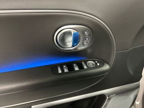 New 2026 Hyundai Ioniq 9 Calligraphy image 12