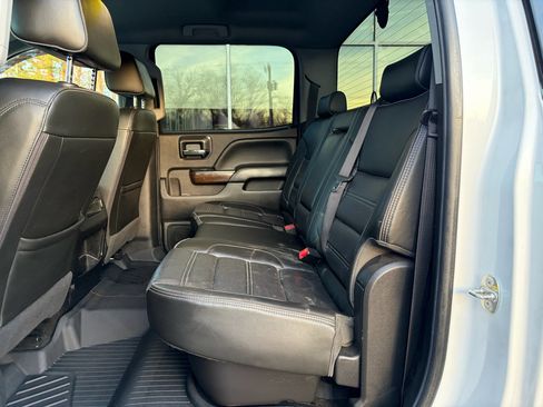 Used 2018 GMC Sierra 3500 Denali w/ Duramax Plus Package image 41