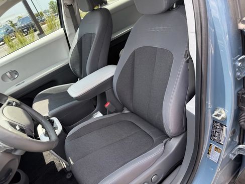 Certified 2024 Hyundai Ioniq 5 SEL RWD image 8