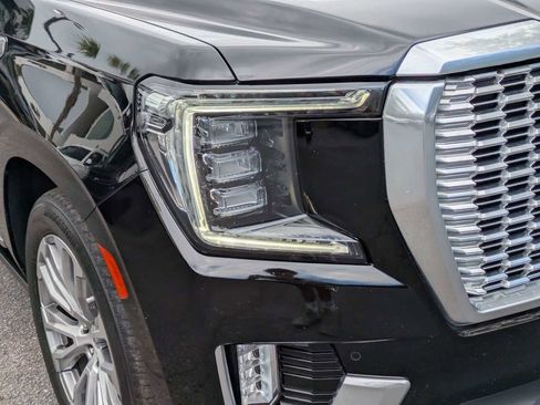 Used 2023 GMC Yukon Denali w/ Denali Reserve Package AWD/4WD image 10