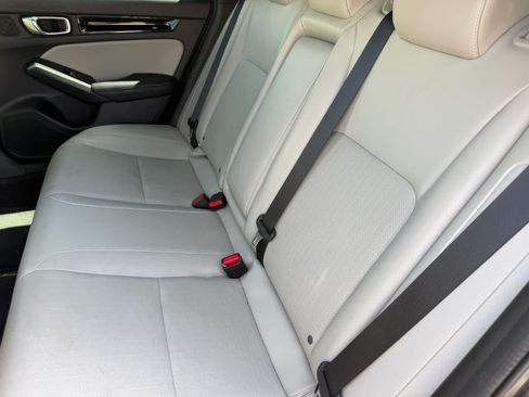 Used 2022 Honda Civic Sport Touring image 10