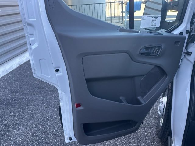 Used 2025 Ford Transit 350 148 Low Roof AWD image 11