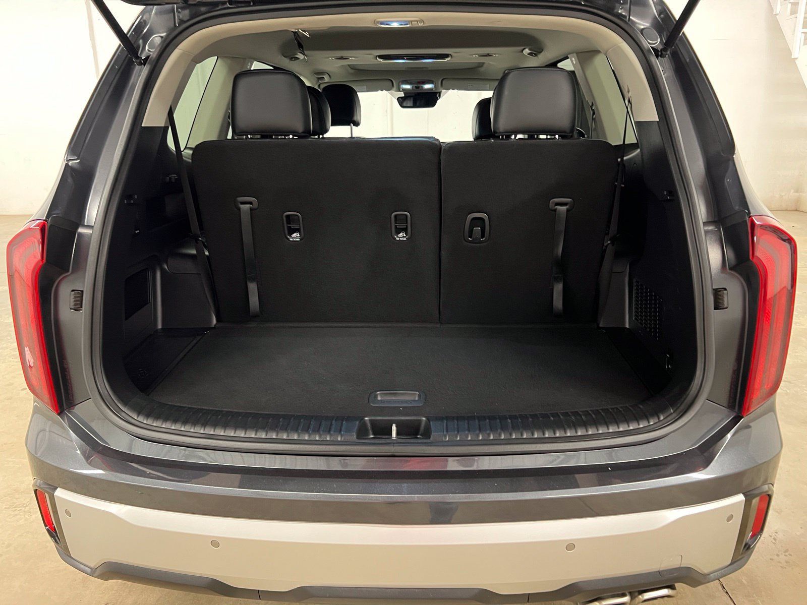 Used 2024 Kia Telluride S w/ S Sunroof Package FWD image 28