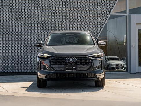 Certified 2025 Audi Q5 Premium w/ Convenience Package AWD/4WD image 32