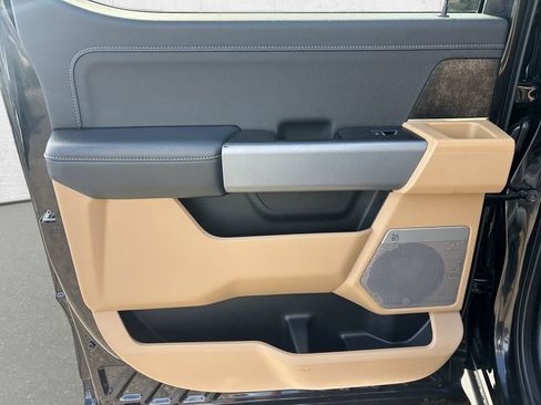 Used 2024 Ford F250 XLT w/ XLT Premium Package AWD/4WD image 19