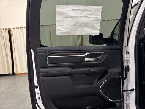 New 2026 RAM 1500 Laramie AWD/4WD image 27