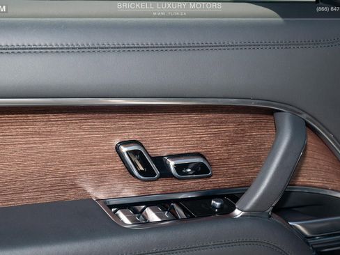 Used 2023 Land Rover Range Rover SE image 60