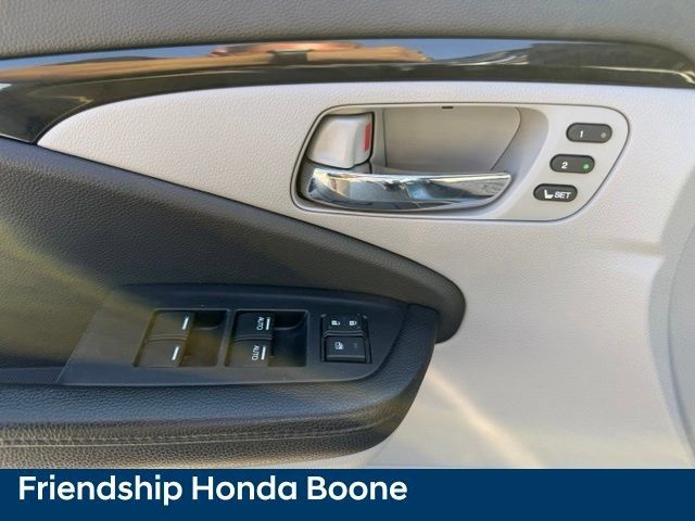 Used 2017 Honda Pilot Touring image 15