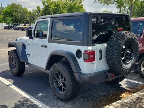 Used 2026 Jeep Wrangler Sport AWD/4WD image 7
