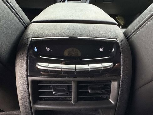 Used 2023 Cadillac XT5 Premium Luxury image 28