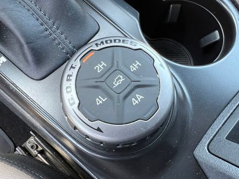 Used 2024 Ford Bronco Wildtrak AWD/4WD image 33
