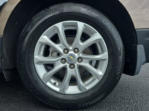 Used 2018 Chevrolet Equinox LS image 32