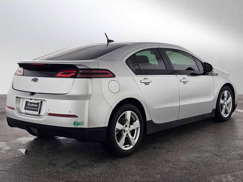 Used 2014 Chevrolet Volt Premium w/ Premium Trim Package image 3