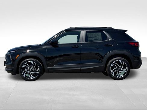 New 2026 Chevrolet TrailBlazer RS w/ Driver Confidence Package FWD image 2