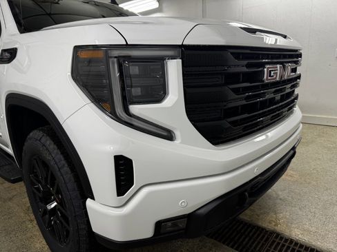 New 2026 GMC Sierra 1500 Elevation w/ Elevation Premium Package image 2