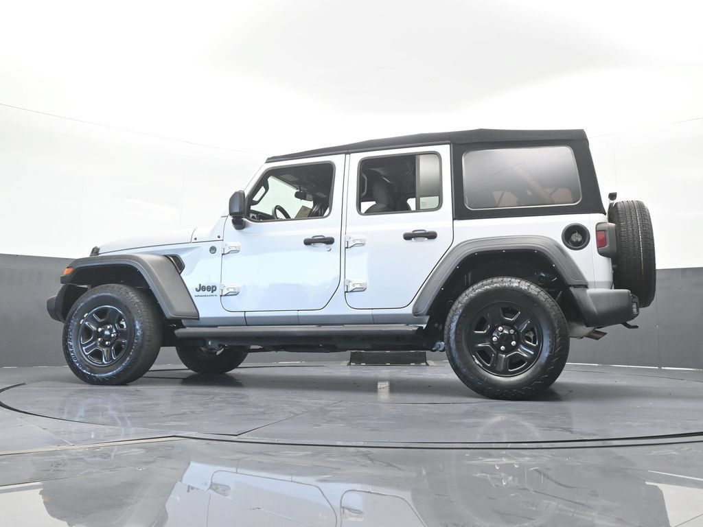 Used 2024 Jeep Wrangler Unlimited Sport AWD/4WD image 57