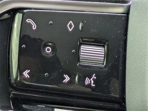 Used 2021 Land Rover Range Rover Velar R-Dynamic S image 31