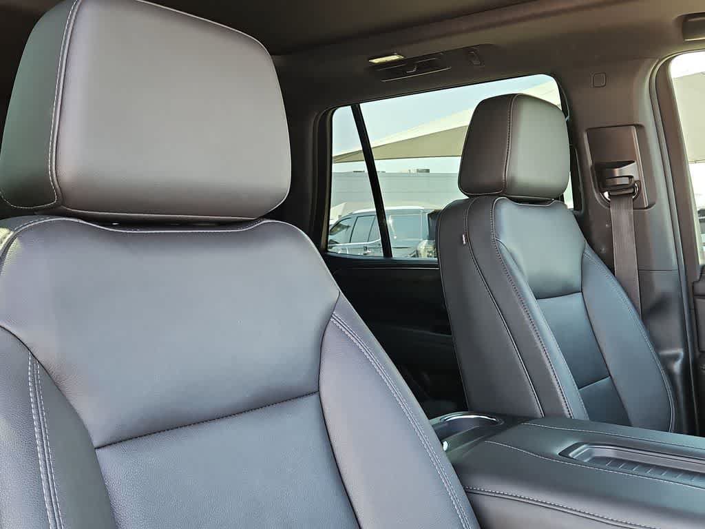 Used 2023 Chevrolet Tahoe Z71 AWD/4WD image 18