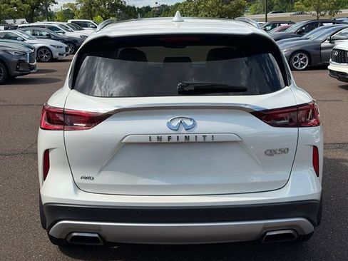 Used 2022 INFINITI QX50 Luxe w/ Cargo Package AWD/4WD image 6