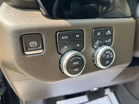 Used 2023 GMC Sierra 1500 SLT w/ SLT Premium Package AWD/4WD image 21