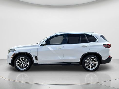 New 2026 BMW X5 xDrive50e AWD/4WD image 8