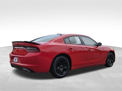 Used 2022 Dodge Charger SXT RWD image 8