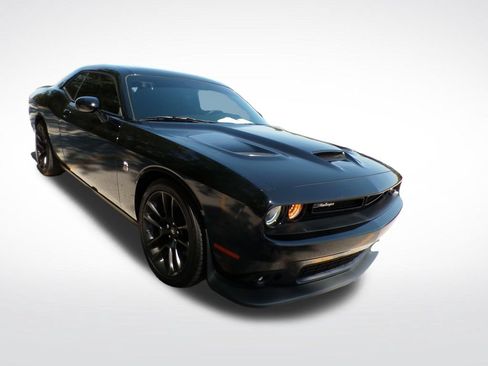 Used 2021 Dodge Challenger R/T Scat Pack RWD image 9