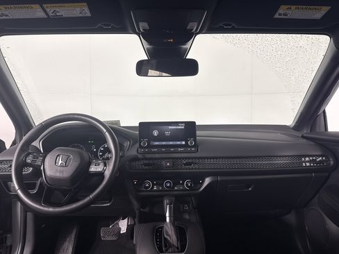 Certified 2025 Honda HR-V Sport image 26