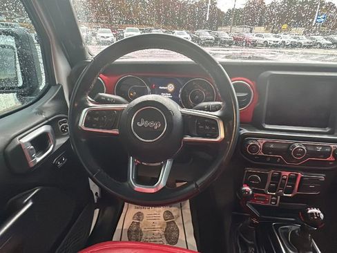 Used 2020 Jeep Gladiator Rubicon image 17