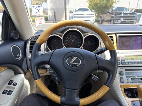 Used 2003 Lexus SC 430 Convertible RWD image 22