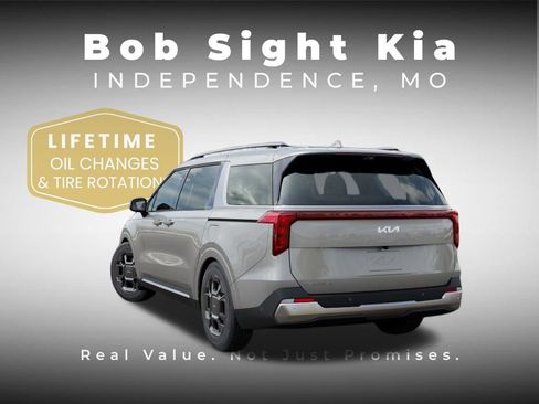 New 2026 Kia Carnival SX FWD image 4