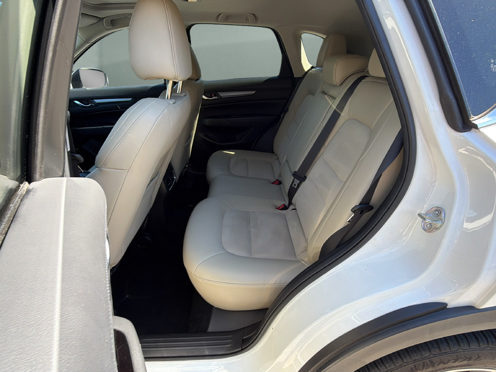 Used 2018 MAZDA CX-5 Touring w/ Preferred Equipment Package FWD image 12
