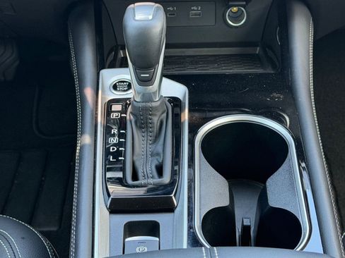Used 2025 Nissan Altima 2.5 SL FWD image 19