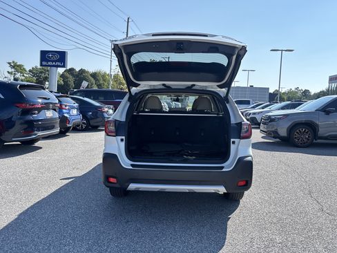 Certified 2023 Subaru Outback Limited AWD/4WD image 24