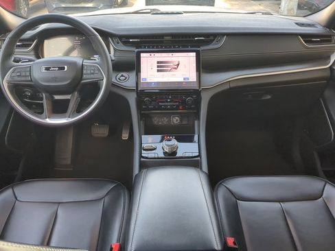 Used 2024 Jeep Grand Cherokee Limited 4xe image 12