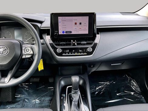 Used 2023 Toyota Corolla LE FWD image 7