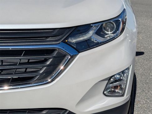Certified 2021 Chevrolet Equinox LT image 9