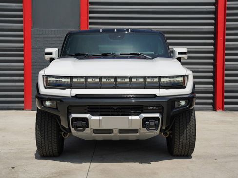 Used 2025 GMC Hummer EV 3X AWD/4WD image 4
