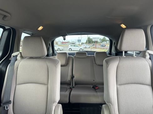 Used 2019 Honda Odyssey LX image 18